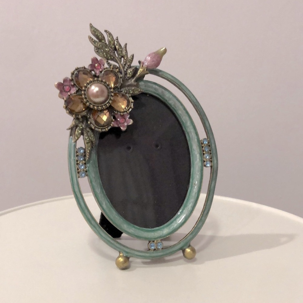 Chic Jewel Picture Frame - New
